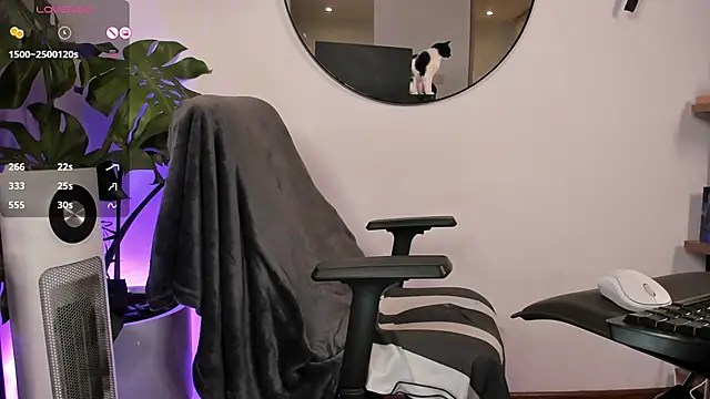 ariana fitl  online show from 01-30-25, 06:03