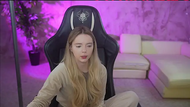 Cassy-Celestial  online show from 11-24-25, 06:02