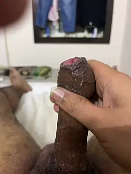 StripMeHot92 online show from 12-12-24, 05:04