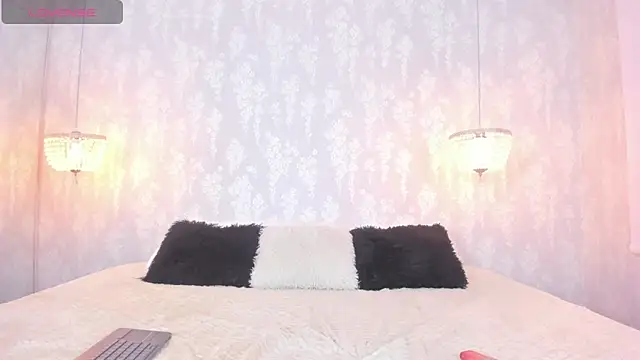 Snapshot of leigh-angels chatting on 11-09-25, 09:57 leigh-angels online show from 11-09-25, 09:57