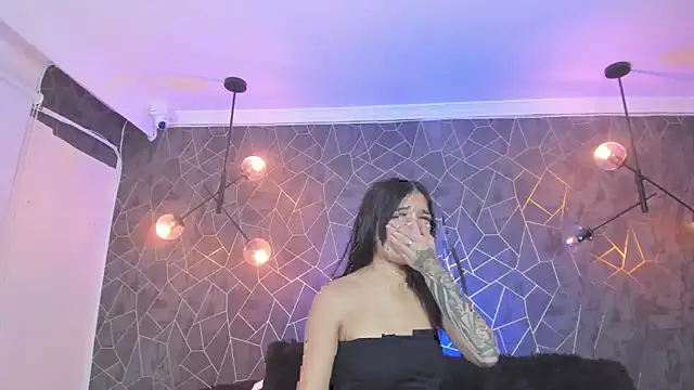 Snapshot of leigh-angels chatting on 01-06-26, 09:39 leigh-angels online show from 01-06-26, 09:39