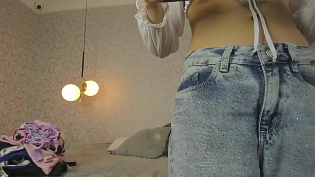 Snapshot of leigh-angels chatting on 02-02-26, 09:46 leigh-angels online show from 02-02-26, 09:46