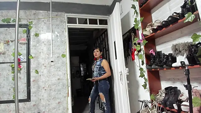 Erlinda-engel online show from 02-03-25, 12:47