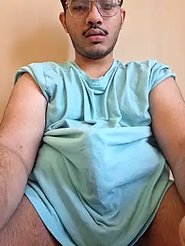 Snapshot of alesssterling chatting on 02-21-25, 06:51 alesssterling online show from 02-21-25, 06:51