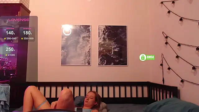 Snapshot of Sonya-Vlad chatting on 12-16-24, 03:08 Sonya-Vlad online show from 12-16-24, 03:08