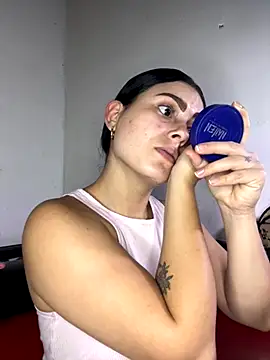 Azuna25 online show from 10-22-25, 03:34