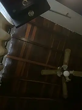 Snapshot of tom_thick chatting on 12-18-24, 10:13 tom thick online show from 12-18-24, 10:13