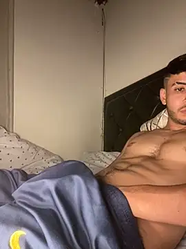 Snapshot of tom_thick chatting on 01-22-25, 08:07 tom thick online show from 01-22-25, 08:07