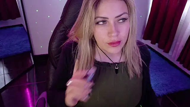 Natalia Montoya online show from 09-24-25, 10:13