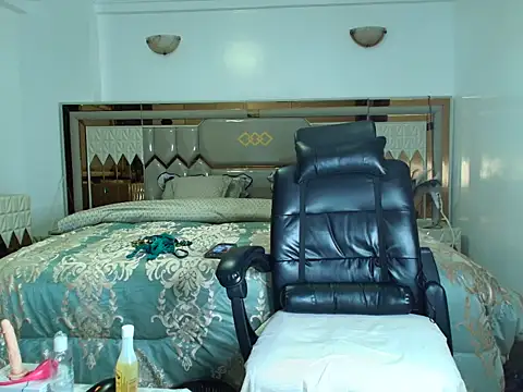 ebony shilly3 online show from 11-10-25, 11:15