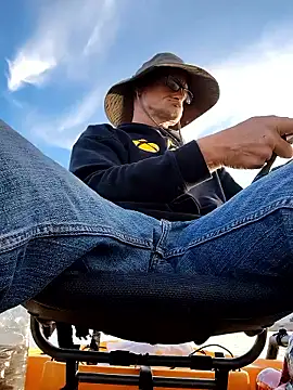 Snapshot of FloppyPickle4u chatting on 01-07-26, 11:18 FloppyPickle4u online show from 01-07-26, 11:18