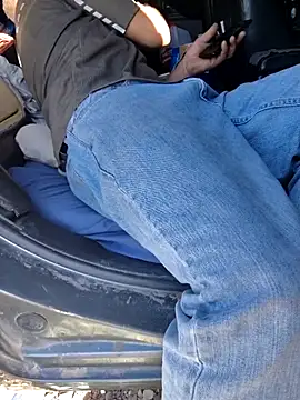 Snapshot of FloppyPickle4u chatting on 02-04-26, 05:30 FloppyPickle4u online show from 02-04-26, 05:30