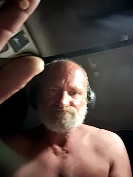 Snapshot of FloppyPickle4u chatting on 02-15-26, 05:48 FloppyPickle4u online show from 02-15-26, 05:48