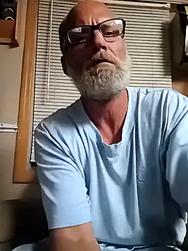 Snapshot of FloppyPickle4u chatting on 02-24-26, 09:29 FloppyPickle4u online show from 02-24-26, 09:29