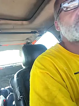 Snapshot of FloppyPickle4u chatting on 02-26-26, 04:39 FloppyPickle4u online show from 02-26-26, 04:39