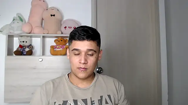 kaiine190 online show from 11-06-25, 06:36