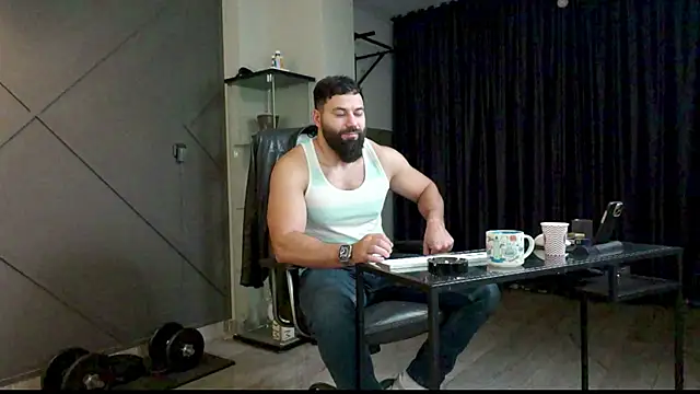 Snapshot of mattmasterss chatting on 12-22-24, 04:50 mattmasterss online show from 12-22-24, 04:50