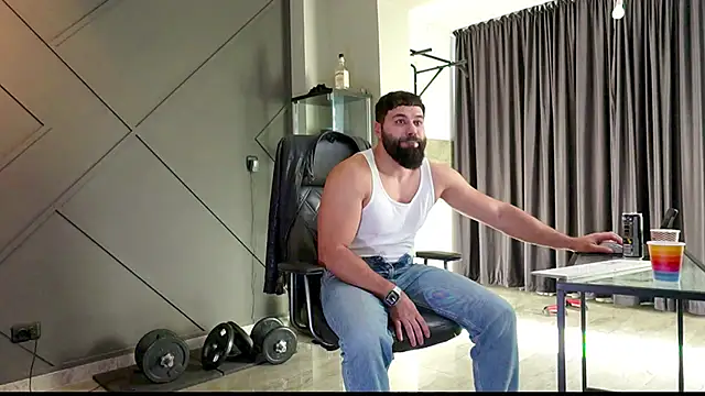 Snapshot of mattmasterss chatting on 01-05-25, 01:15 mattmasterss online show from 01-05-25, 01:15