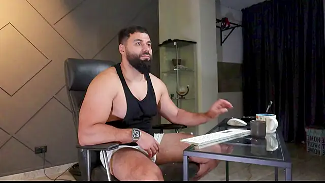 Snapshot of mattmasterss chatting on 01-17-25, 05:11 mattmasterss online show from 01-17-25, 05:11