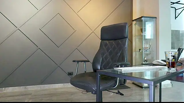 Snapshot of mattmasterss chatting on 02-18-25, 08:27 mattmasterss online show from 02-18-25, 08:27