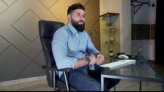 Snapshot of mattmasterss chatting on 02-22-25, 08:31 mattmasterss online show from 02-22-25, 08:31