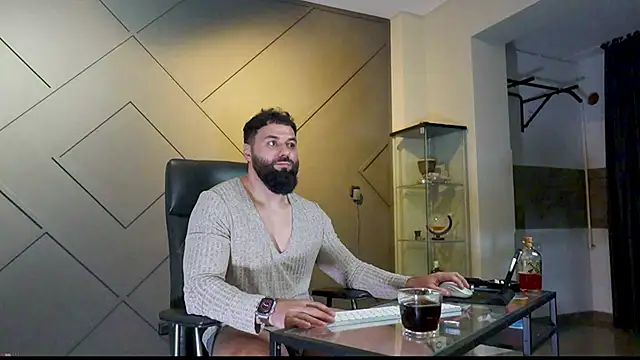 Snapshot of mattmasterss chatting on 02-24-25, 01:46 mattmasterss online show from 02-24-25, 01:46