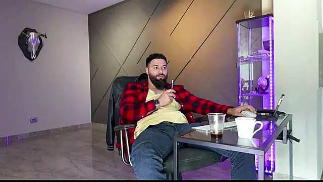 Snapshot of mattmasterss chatting on 03-10-25, 12:59 mattmasterss online show from 03-10-25, 12:59