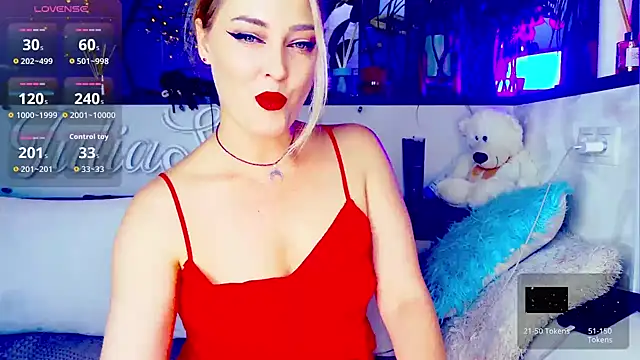 Snapshot of _JuliaSpace_ chatting on 10-23-25, 04:17 JuliaSpace online show from 10-23-25, 04:17