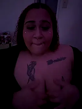 Snapshot of Juicyjordie chatting on 12-02-24, 05:59 Juicyjordie online show from 12-02-24, 05:59