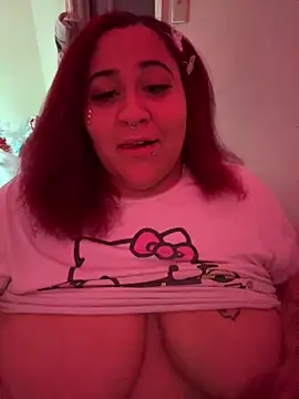 Snapshot of Juicyjordie chatting on 12-22-24, 08:27 Juicyjordie online show from 12-22-24, 08:27