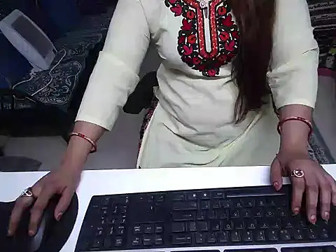 Arushisingh8888 online show from 01-23-25, 10:11