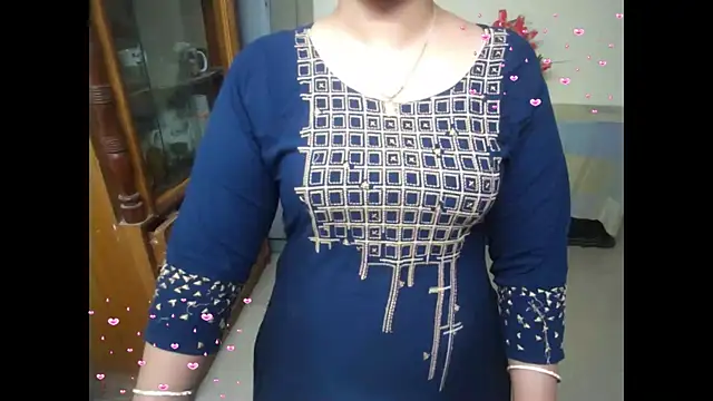 Arushisingh8888 online show from 09-17-25, 02:19