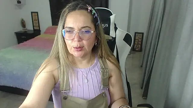Snapshot of samy_vsn chatting on 02-07-25, 02:29 samy vsn online show from 02-07-25, 02:29