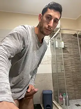 Gionnytav online show from 11-19-25, 04:34