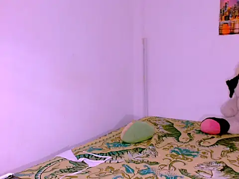 Snapshot of latinhot9631 chatting on 10-09-25, 11:25 latinhot9631 online show from 10-09-25, 11:25