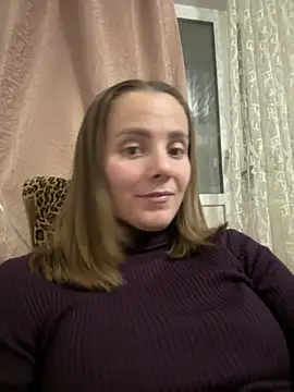 Snapshot of AlisaKissss chatting on 12-31-24, 02:03 AlisaKissss online show from 12-31-24, 02:03