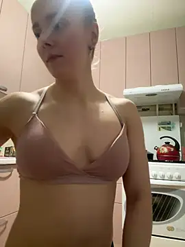 Snapshot of AlisaKissss chatting on 01-09-25, 07:50 AlisaKissss online show from 01-09-25, 07:50