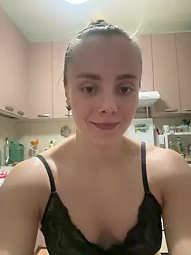 Snapshot of AlisaKissss chatting on 01-20-25, 07:04 AlisaKissss online show from 01-20-25, 07:04