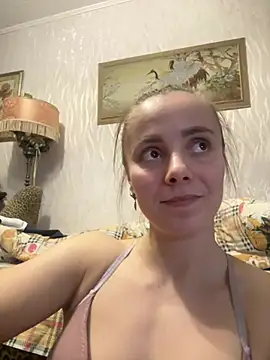 Snapshot of AlisaKissss chatting on 02-26-25, 06:54 AlisaKissss online show from 02-26-25, 06:54