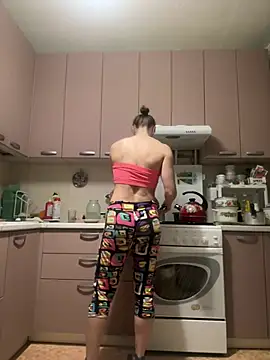 Snapshot of AlisaKissss chatting on 03-08-25, 07:20 AlisaKissss online show from 03-08-25, 07:20