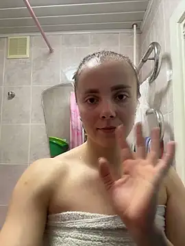 Snapshot of AlisaKissss chatting on 01-15-26, 07:46 AlisaKissss online show from 01-15-26, 07:46