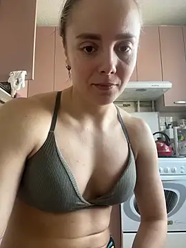 Snapshot of AlisaKissss chatting on 02-03-26, 06:11 AlisaKissss online show from 02-03-26, 06:11