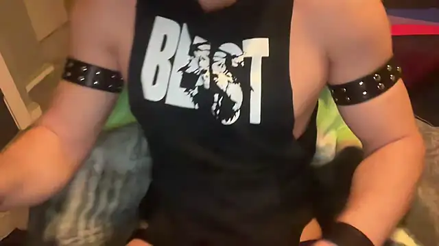 Snapshot of KinkyPlayerrr chatting on 03-08-25, 09:08 KinkyPlayerrr online show from 03-08-25, 09:08