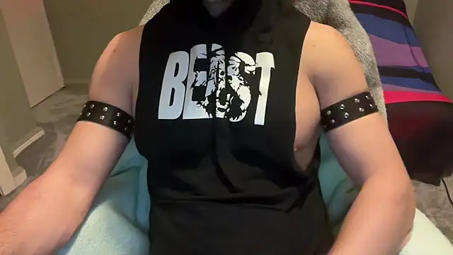 Snapshot of KinkyPlayerrr chatting on 03-17-25, 11:32 KinkyPlayerrr online show from 03-17-25, 11:32