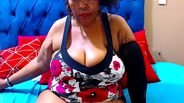 Snapshot of ebonycandy10 chatting on 03-07-25, 08:02 ebonycandy10 online show from 03-07-25, 08:02