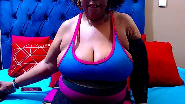 Snapshot of ebonycandy10 chatting on 03-09-25, 04:49 ebonycandy10 online show from 03-09-25, 04:49