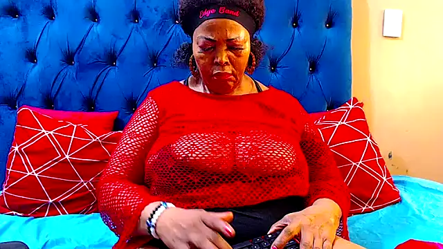 Snapshot of ebonycandy10 chatting on 03-12-25, 12:15 ebonycandy10 online show from 03-12-25, 12:15