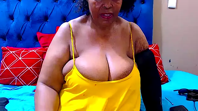 Snapshot of ebonycandy10 chatting on 03-14-25, 04:54 ebonycandy10 online show from 03-14-25, 04:54