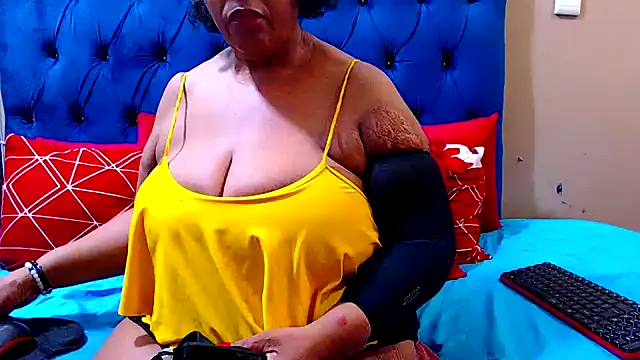 Snapshot of ebonycandy10 chatting on 03-14-25, 03:03 ebonycandy10 online show from 03-14-25, 03:03