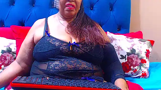 Snapshot of ebonycandy10 chatting on 09-20-25, 09:43 ebonycandy10 online show from 09-20-25, 09:43